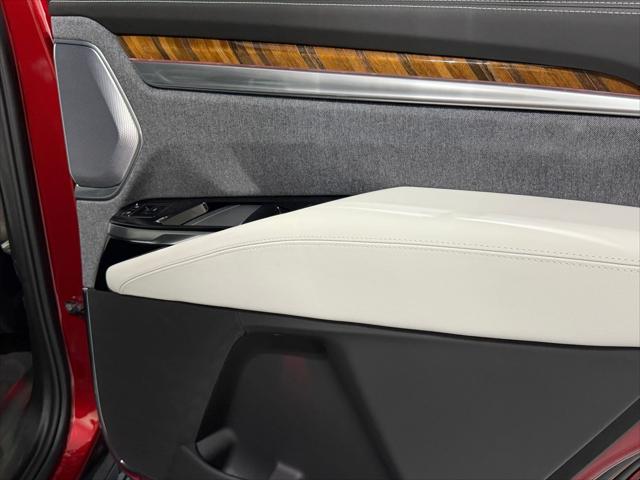 2025 Cadillac Escalade Premium Luxury Platinum