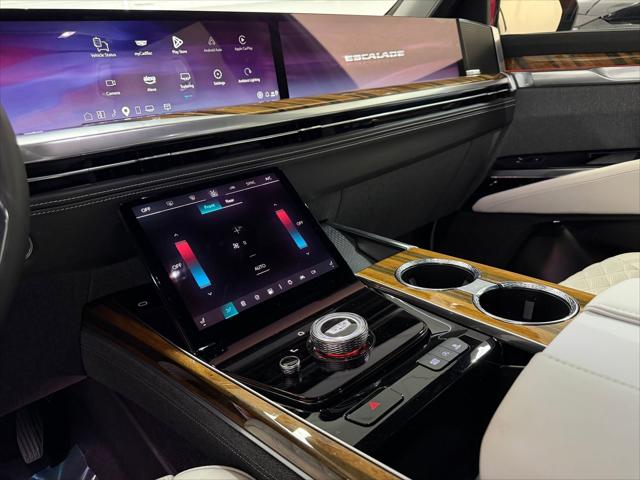 2025 Cadillac Escalade Premium Luxury Platinum