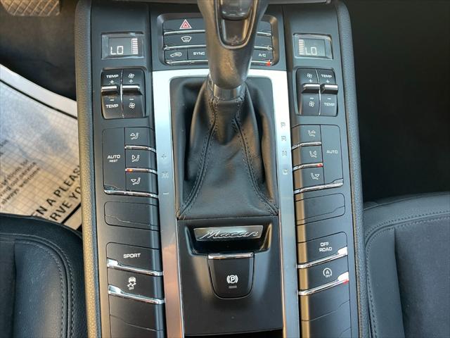 2015 Porsche Macan S