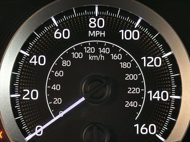 2021 Toyota Corolla LE [24]