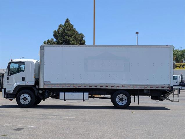 2018 Isuzu FTR 24FT Box Truck with Liftgate DIESEL