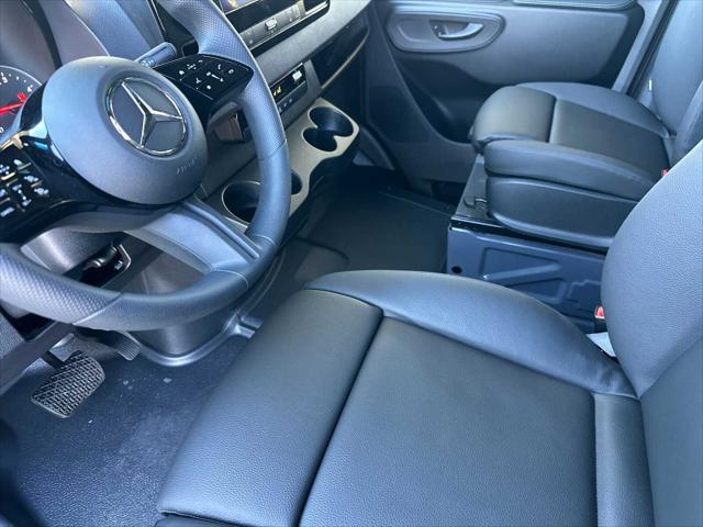 2026 Mercedes-Benz Sprinter 2500 2500 Standard Roof SO Diesel 144 WB