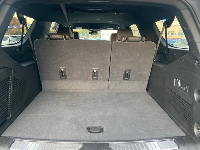 2025 Chevrolet Suburban 2WD Premier