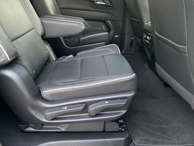 2025 Chevrolet Suburban 2WD Premier