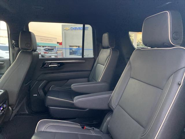 2025 Chevrolet Suburban 2WD Premier