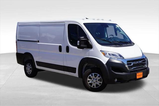 2025 Ram ProMaster 2500 Cargo Van SLT Low Roof 136" WB for sale in Lakeville, MN
