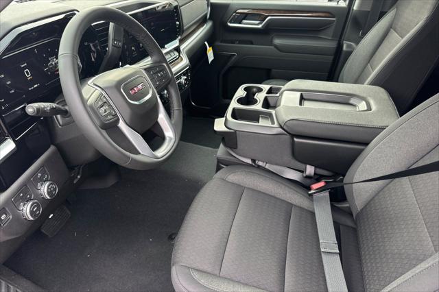2026 GMC Sierra 2500HD Crew Cab, Standard Bed, SLE, 4WD
