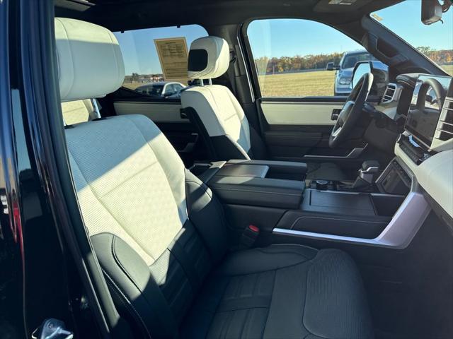 2025 Toyota Tundra Capstone CrewMax 6.4' Bed