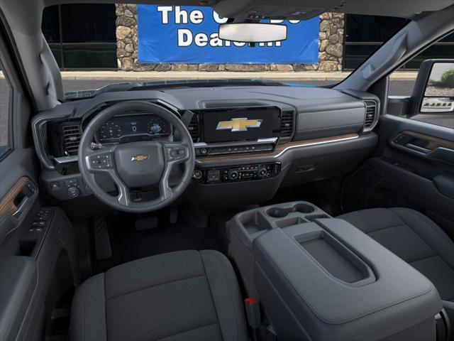 2026 Chevrolet Silverado 2500HD Crew Cab, Standard Bed, LT, 4WD