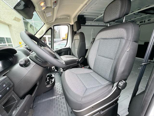 2026 Ram ProMaster Cargo Van SLT
