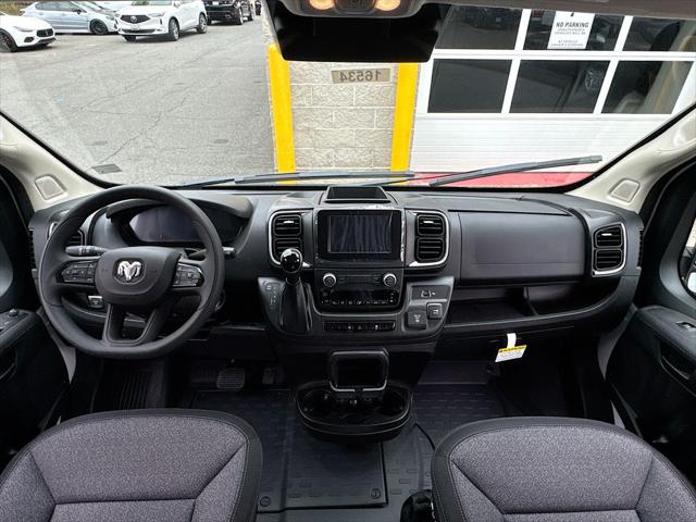 2026 Ram ProMaster Cargo Van SLT