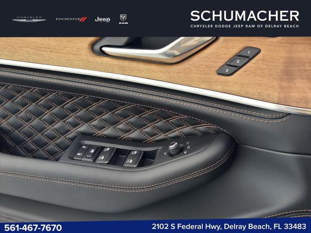 2025 Jeep Grand Cherokee L Summit Reserve 4x4