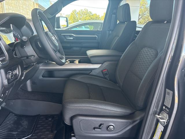 2026 Ram 1500 Lone Star Crew Cab 4x4 5'7" Box