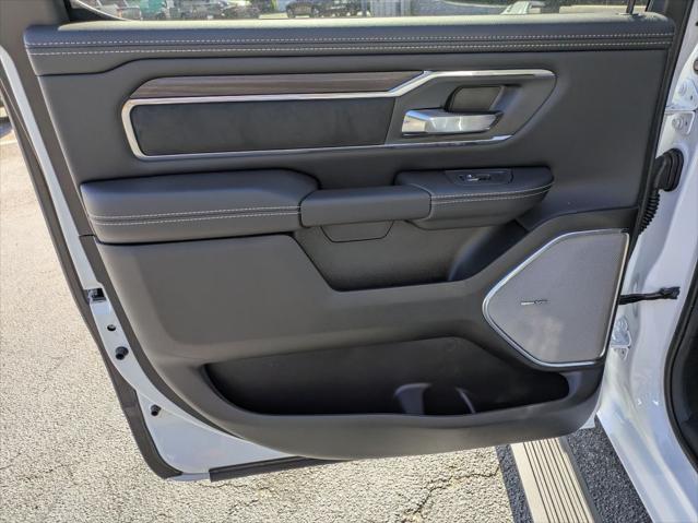 2026 Ram 1500 Laramie Crew Cab 4x4 5'7" Box