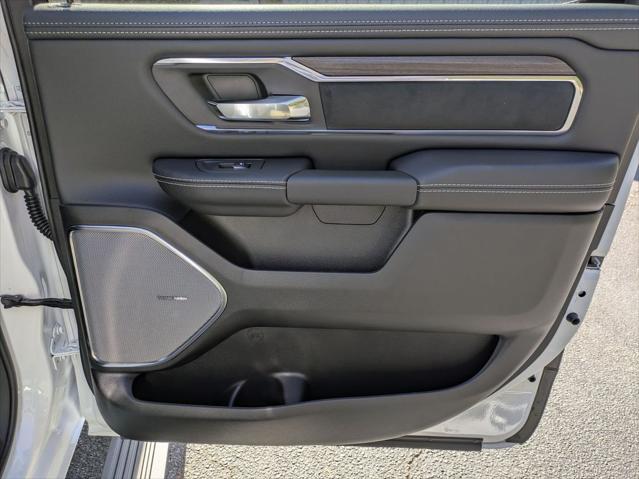 2026 Ram 1500 Laramie Crew Cab 4x4 5'7" Box