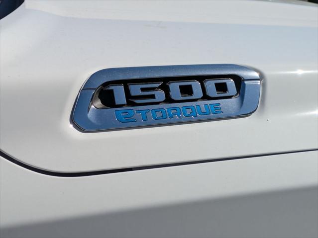 2026 Ram 1500 Laramie Crew Cab 4x4 5'7" Box