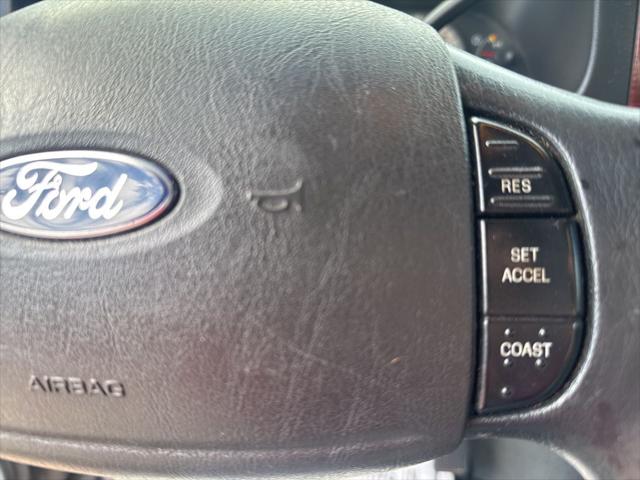 2005 Ford F-350 Lariat