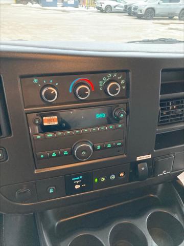 2025 Chevrolet Express Cutaway 4500 Van
