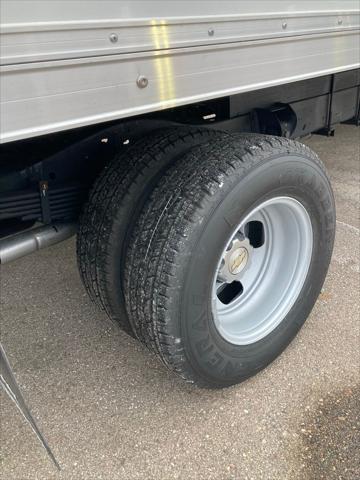 2025 Chevrolet Express Cutaway 4500 Van