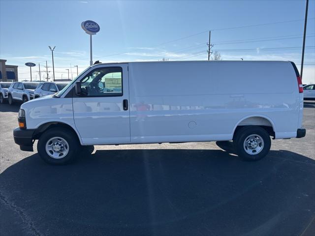 2025 Chevrolet Express Cargo Van RWD 3500 Extended Wheelbase WT
