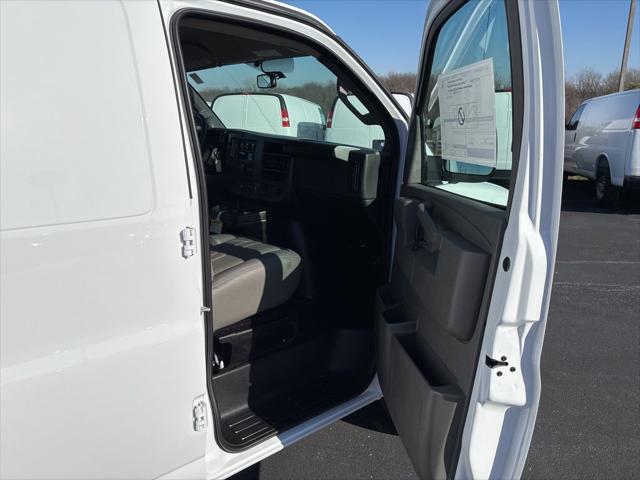 2025 Chevrolet Express Cargo Van RWD 3500 Extended Wheelbase WT