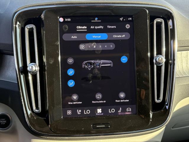 2026 Volvo XC40 Plus, B5 AWD Gas (mild hybrid), Dark