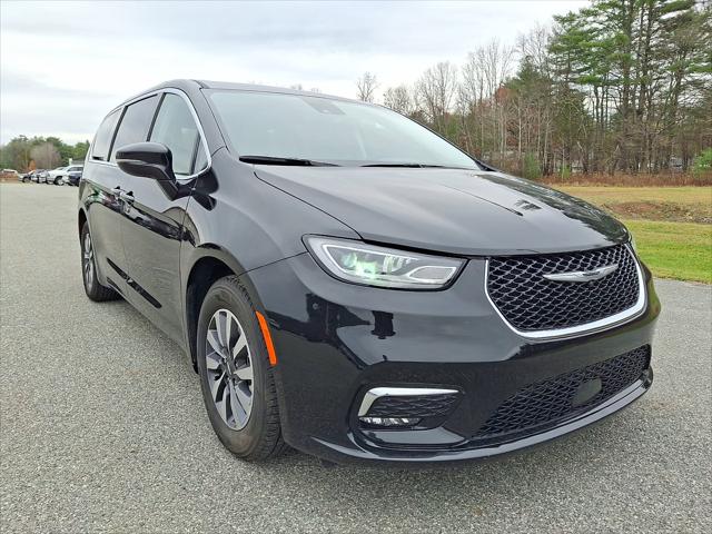 2024 Chrysler Pacifica Hybrid Select 2024 Chrysler Pacifica Hybrid Select