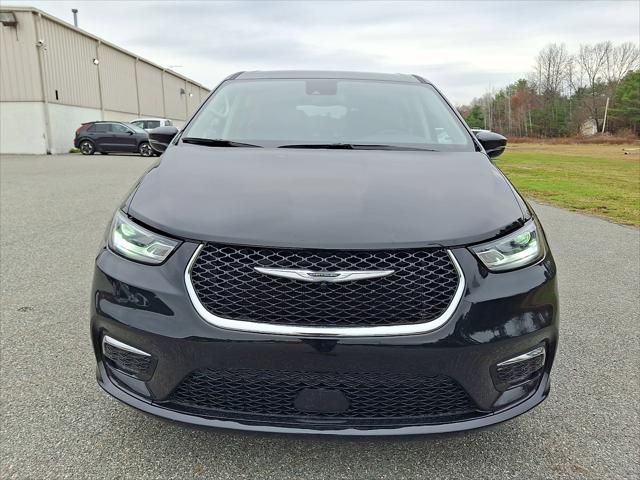 2024 Chrysler Pacifica Hybrid Select 2024 Chrysler Pacifica Hybrid Select