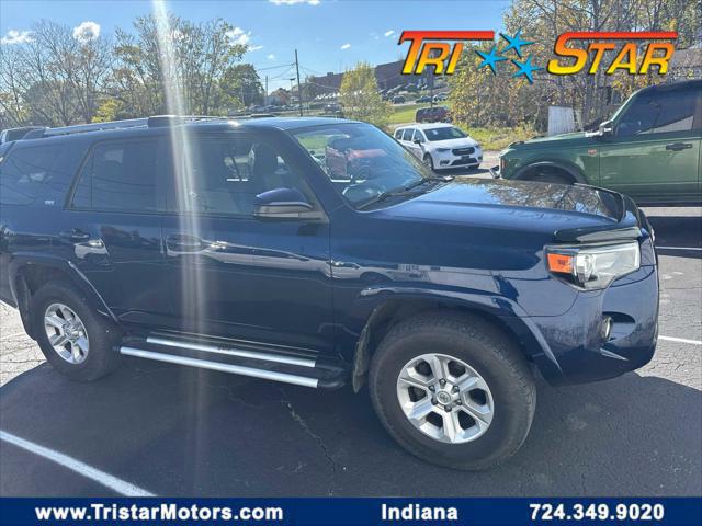 2019 Toyota 4Runner SR5 2019 Toyota 4Runner SR5