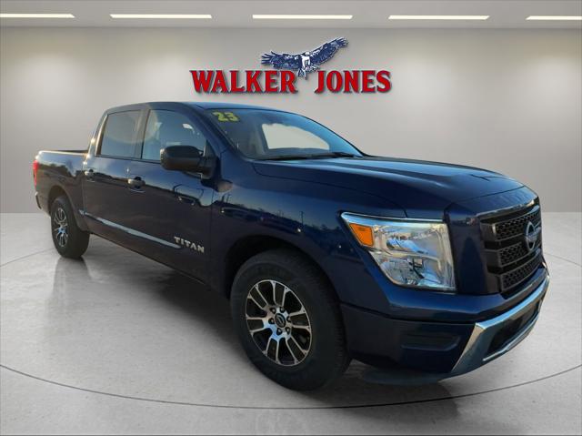 2023 Nissan TITAN Crew Cab SV 4x2