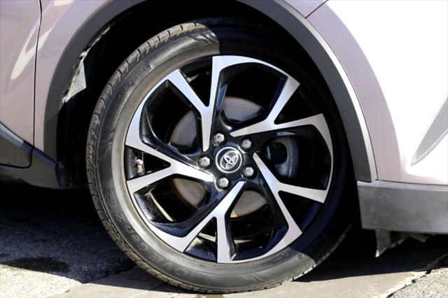 2019 Toyota C-HR LE 2019 Toyota C-HR LE