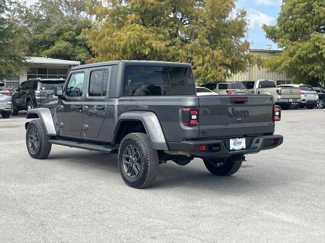 2022 Jeep Gladiator Sport S 4x4 2022 Jeep Gladiator Sport S 4x4