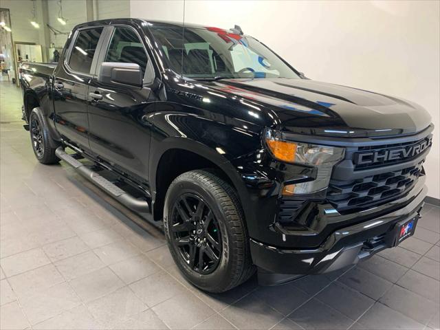 2023 Chevrolet Silverado 1500 4WD Crew Cab Short Bed Custom 2023 Chevrolet Silverado 1500 4WD Crew Cab Short Bed Custom