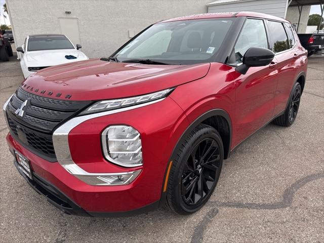 2024 Mitsubishi Outlander SE Black Edition w/Pano Roof S-AWC
