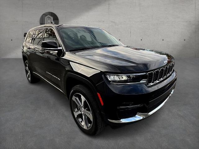 2023 Jeep Grand Cherokee L Limited 4x4 2023 Jeep Grand Cherokee L Limited 4x4