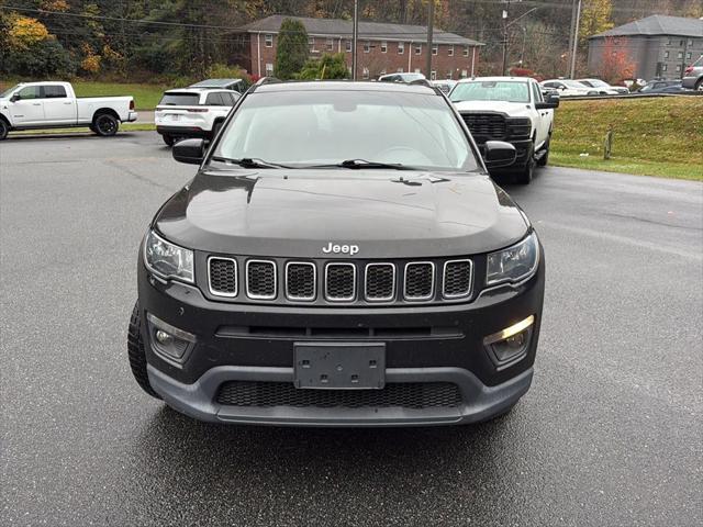 2017 Jeep New Compass Latitude 4x4 2017 Jeep New Compass Latitude 4x4