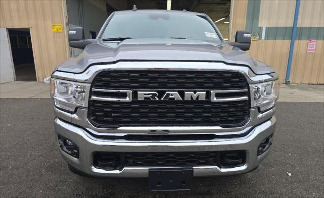 2024 RAM 2500 Big Horn Crew Cab 4x4 64 Box 2024 RAM 2500 Big Horn Crew Cab 4x4 64 Box
