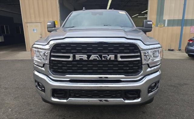 2024 RAM 2500 Big Horn Crew Cab 4x4 64 Box 2024 RAM 2500 Big Horn Crew Cab 4x4 64 Box