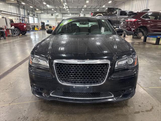 2014 Chrysler 300 300 SRT8 Core 2014 Chrysler 300 300 SRT8 Core