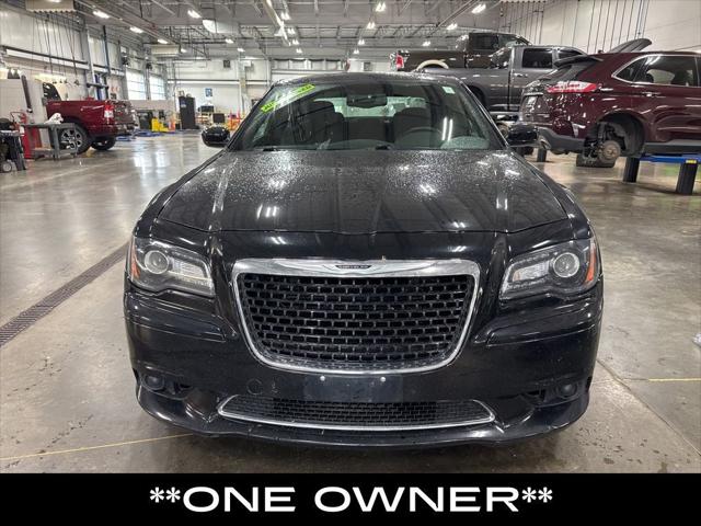 2014 Chrysler 300 300 SRT8 Core 2014 Chrysler 300 300 SRT8 Core