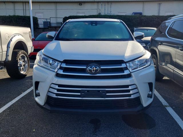 2019 Toyota Highlander LE Plus 2019 Toyota Highlander LE Plus