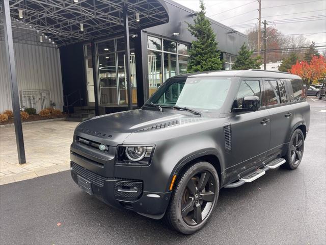 2024 Land Rover Defender 130 P400 X-Dynamic SE