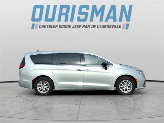 2024 Chrysler Pacifica Touring L 2024 Chrysler Pacifica Touring L