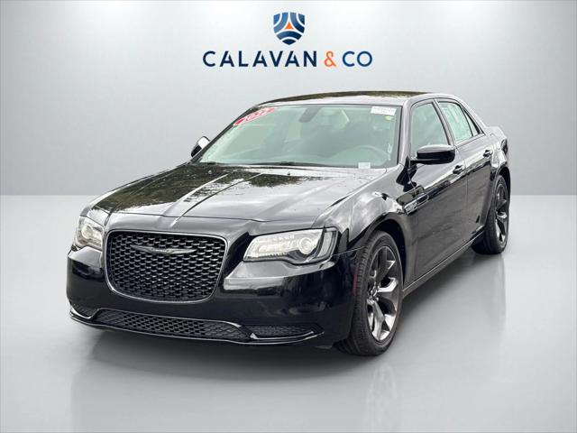 2022 Chrysler 300 Touring 2022 Chrysler 300 Touring