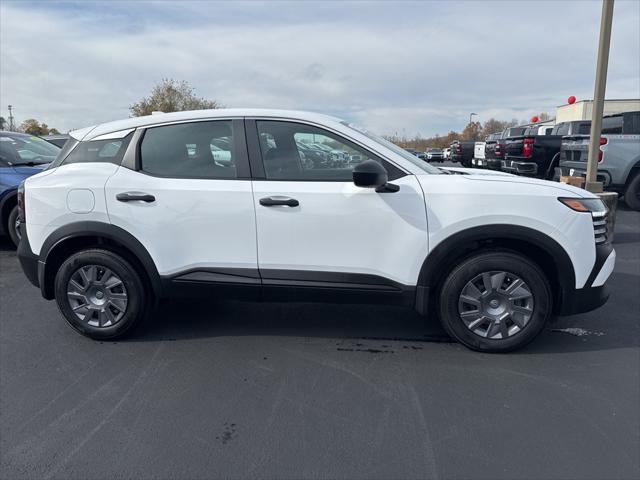 2025 Nissan Kicks S Intelligent AWD 2025 Nissan Kicks S Intelligent AWD