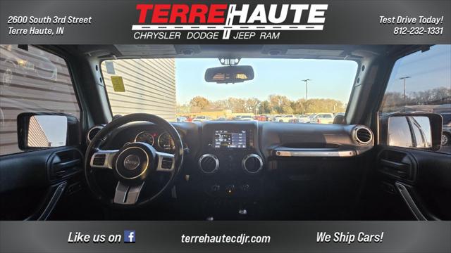 2014 Jeep Wrangler Unlimited Rubicon X 2014 Jeep Wrangler Unlimited Rubicon X