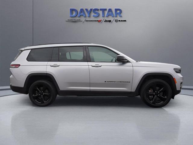 2023 Jeep Grand Cherokee L Altitude 4x4 2023 Jeep Grand Cherokee L Altitude 4x4