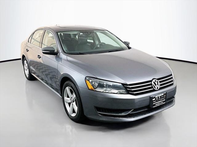 2013 Volkswagen Passat 2.5L SE 2013 Volkswagen Passat 2.5L SE