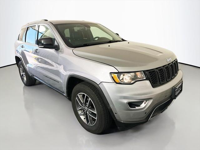 2017 Jeep Grand Cherokee Limited 4x4 2017 Jeep Grand Cherokee Limited 4x4