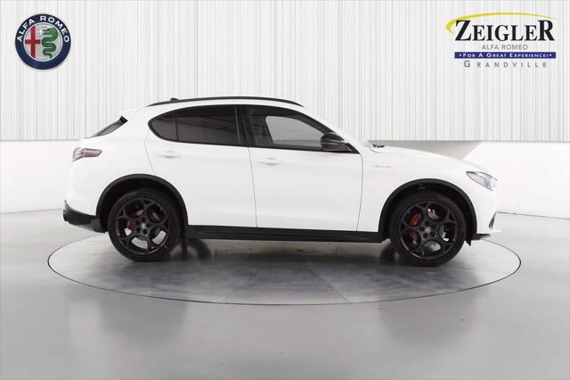 2025 Alfa Romeo Stelvio STELVIO AWD